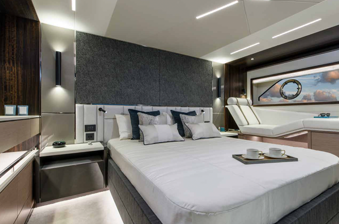 Ideal for Family Cruising & Entertaining