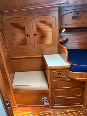 Little Harbor 44, Forward Cabin Port
