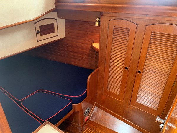 Little Harbor 44, Aft Cabin Outboard