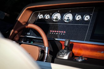 RIVAMARE 38 12 4959F74E-3E47-4F4C-8F60-955C83E14DFD-1285-000000A85B43AED6