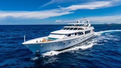 LA SIRENA YACHT