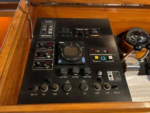 1990 Kha Shing Spindrift Cockpit OUR BLUE HEAVEN 5 