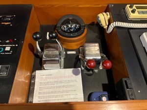 1990 Kha Shing Spindrift Cockpit OUR BLUE HEAVEN 6 