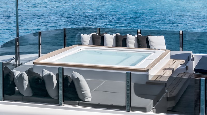 Custom Line 42m 2023_Patrick Hopkins_95