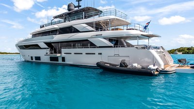 NAVETTA 42 9 Custom Line 42m 2023_FUTURE_Patrick Hopkins_6