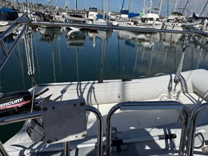 SABBATICAL 13 Dinghy davits