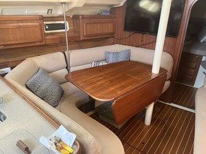 VALIANT 2 Dinette