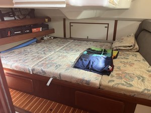VALIANT 13 Aft Berth