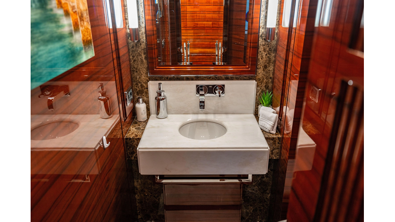 ALLORA - Yacht in vendita