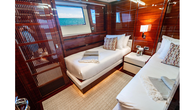 ALLORA - Yacht à vendre