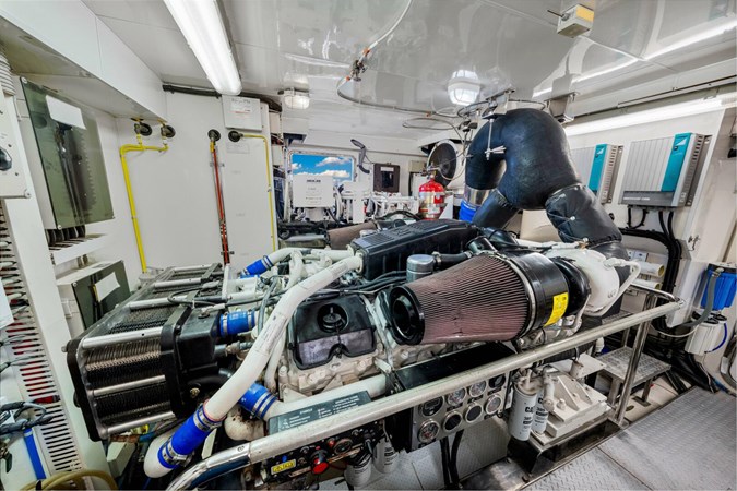 2010 Ocean Alexander 83 Motor Yacht 'Relentless' 