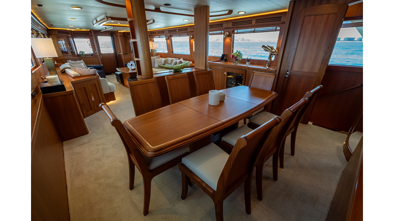 RAT PACK - Yacht zu verkaufen