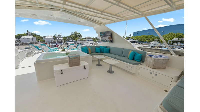 DIRT POOR - Yacht for sale