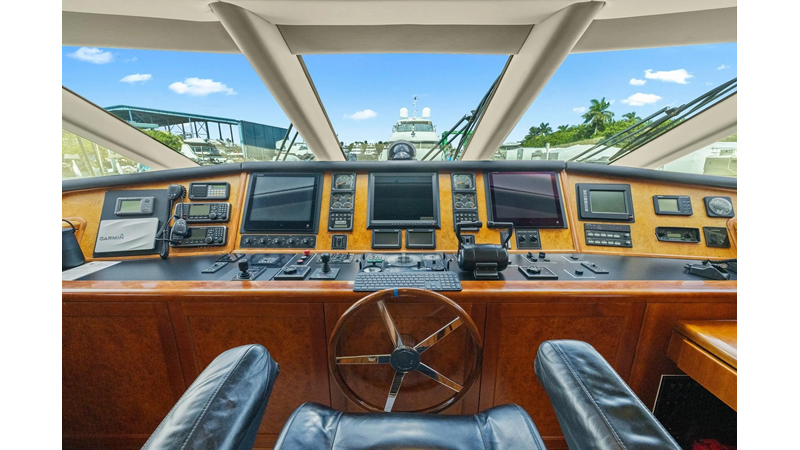DIRT POOR - Yacht for sale