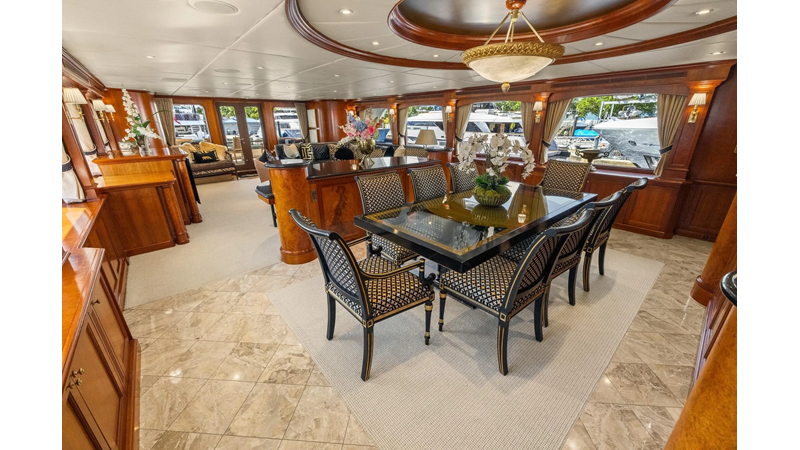 DIRT POOR - Yacht for sale