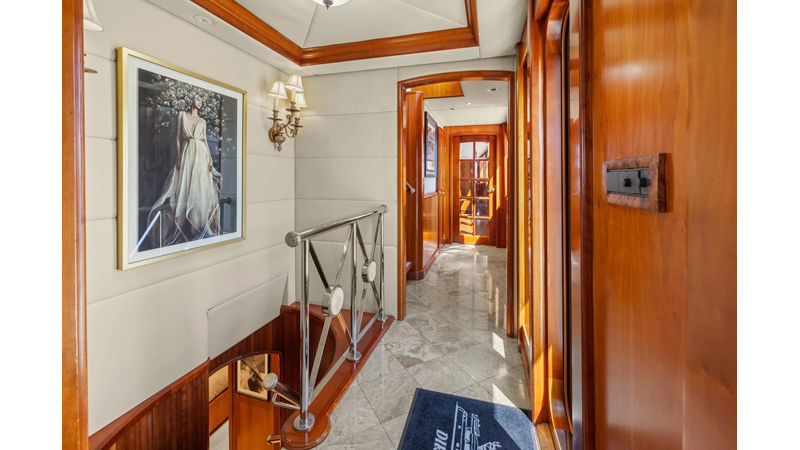 DIRT POOR - Yacht for sale