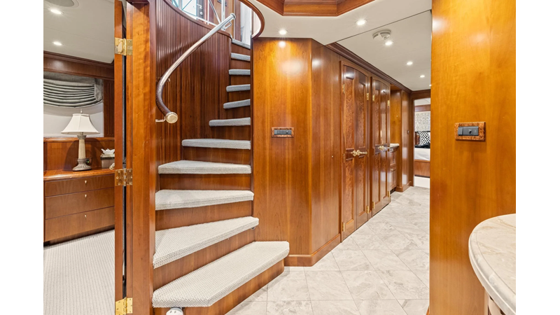 DIRT POOR - Yacht for sale