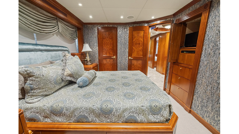 DIRT POOR - Yacht for sale