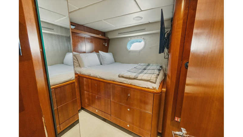 DIRT POOR - Yacht for sale