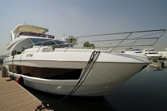 Majesty 62 3 Bow view