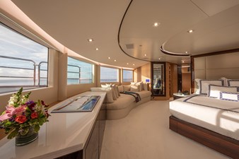 SUR LA MER 10 Master Cabin