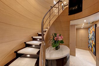 SUR LA MER 23 Stairway