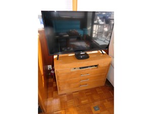 DUET 12 Entertainment Center