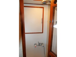 DUET 31 Head Shower