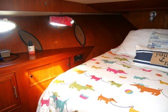 DUET 33 Master Cabin Port