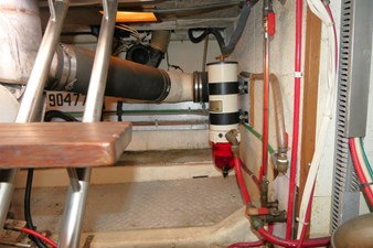 DUET 64 Engine Room Stbd