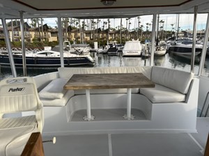 PCH 19 Flybridge seating
