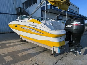 22' Hurricane 2008 Sun Deck 220  2 