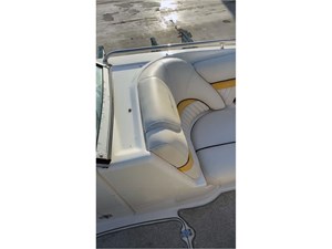 22' Hurricane 2008 Sun Deck 220  7 