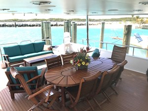 MON SHERI 57 Aft Deck Seating