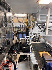 MON SHERI 87 Forward of starboard engine