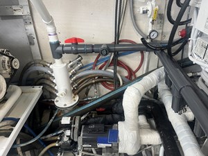 MON SHERI 88 Sea chest drain 