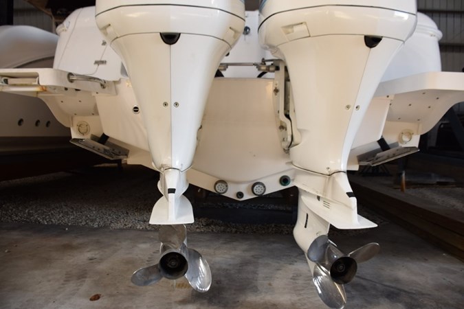 No bottom paint and underwater lights. Modified-V bottom with step.