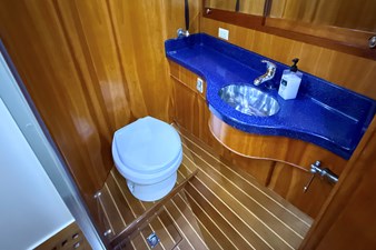 KNOT QUITTERS 20 Forward Head