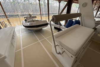 KNOT QUITTERS 24 Topdeck