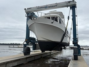 KNOT QUITTERS 5 Port Bow