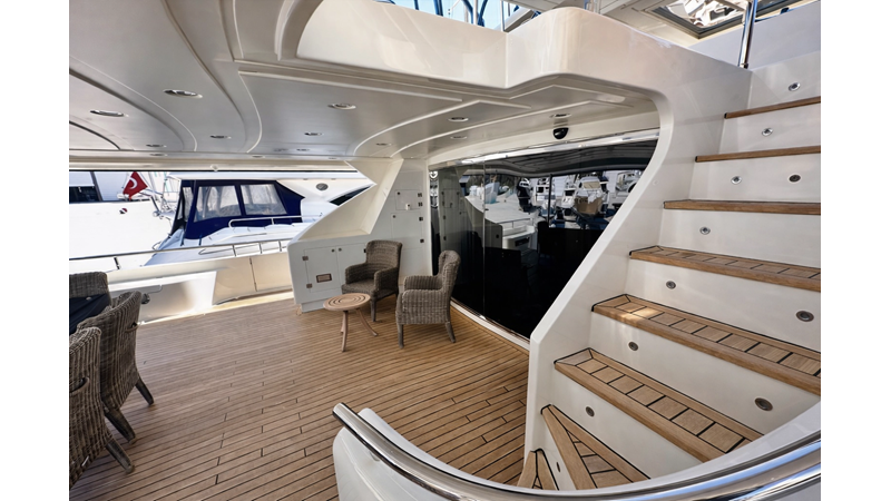 Y - Yacht for sale