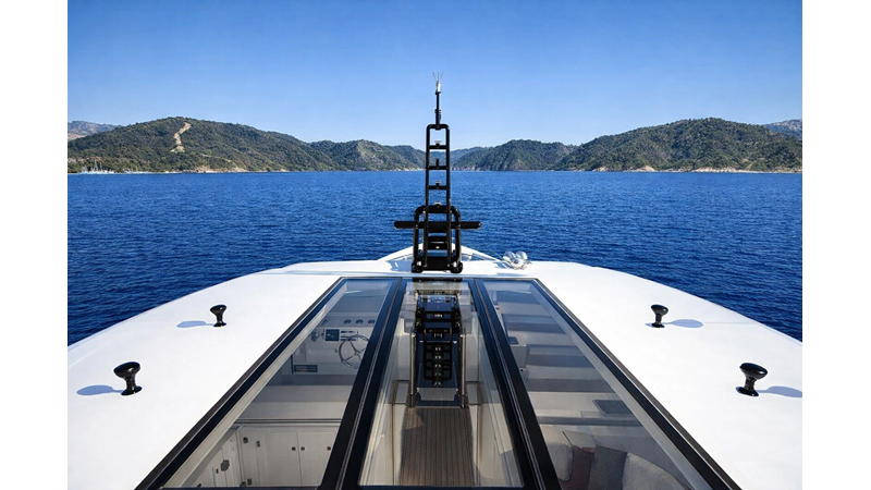 Y - Yacht for sale
