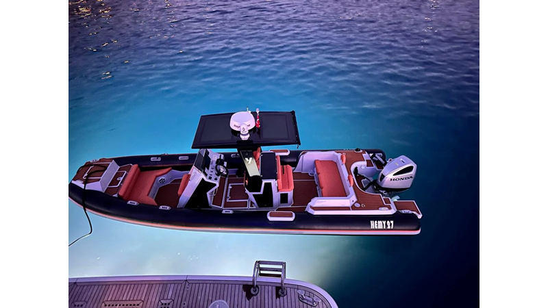 Y - Yacht for sale