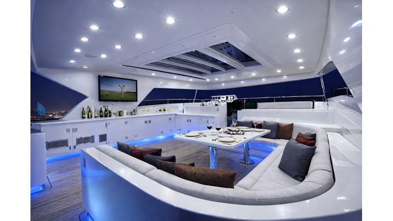 Y - Yacht for sale