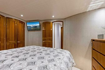 Princess Lily 15 2015 Viking 66 Enclosed Bridge 