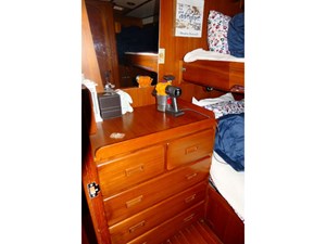 AVENIR 43 Guest Port Cabinets