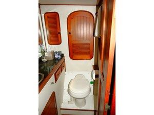 AVENIR 44 Guest Head