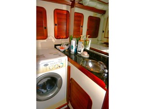 AVENIR 60 Laundry Room