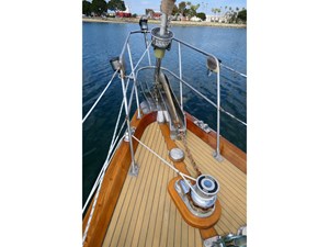 AVENIR 91 Deck Windlass