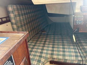 Cadence 5 Large Quarter Berthy